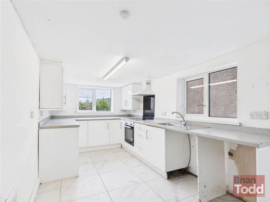 15 Victoria Road