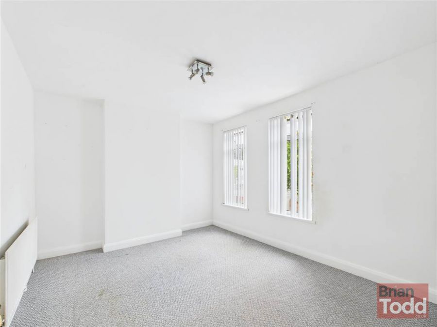 15 Victoria Road