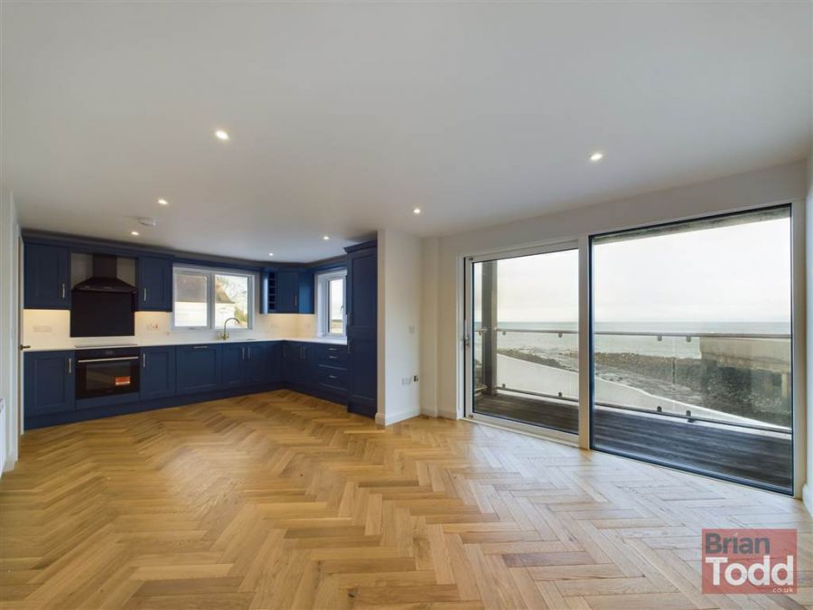 Apartment 1, 5 Harbour Road