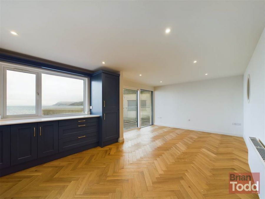 Apartment 1, 5 Harbour Road