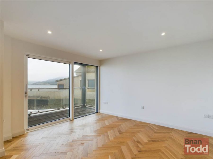 Apartment 1, 5 Harbour Road