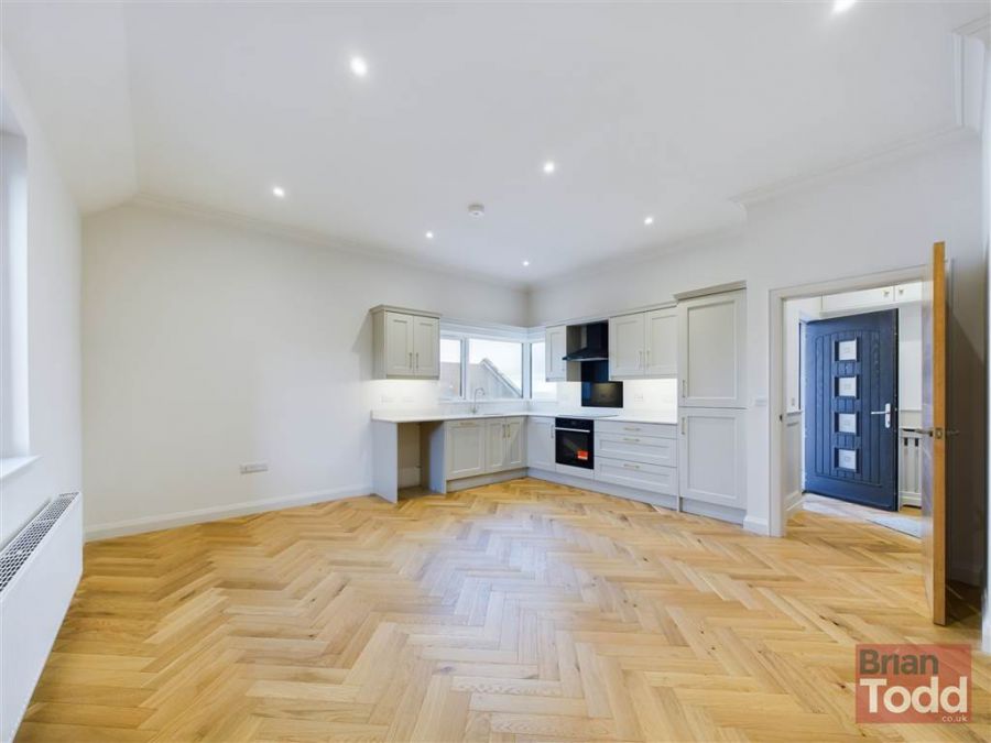 Apartment 3, 5 Harbour Road