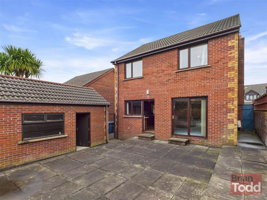 43 Parklands