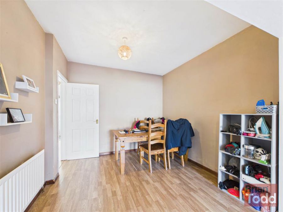 20 Upper Waterloo Road