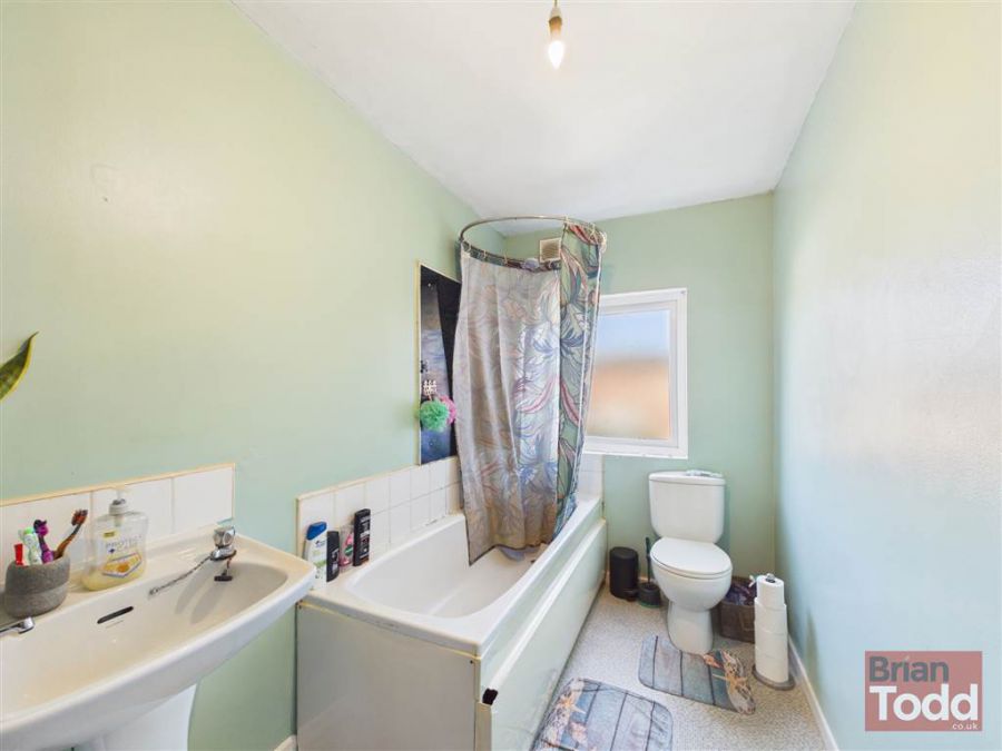 20 Upper Waterloo Road