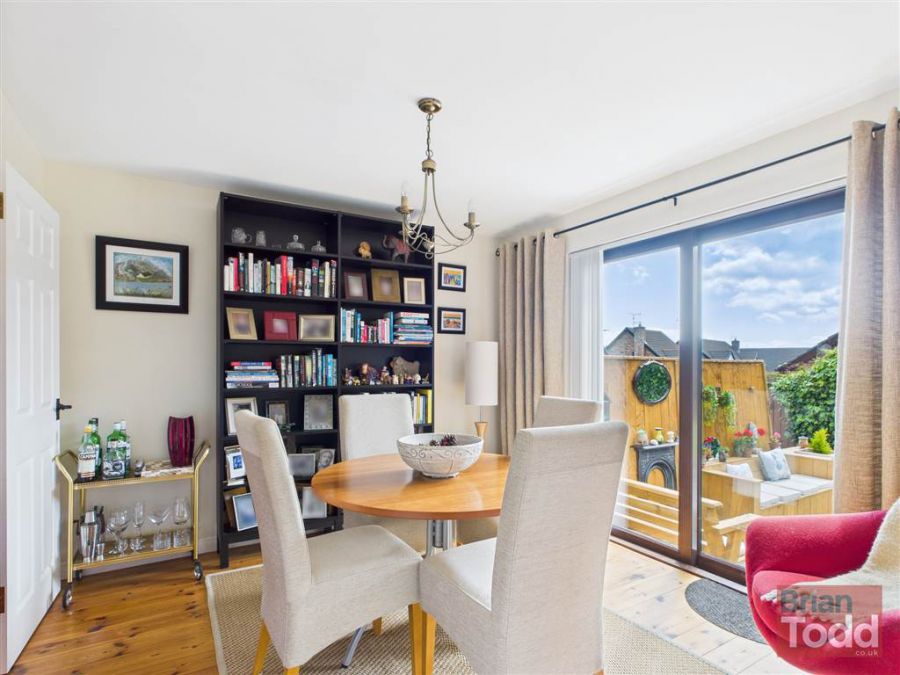 33 Parklands
