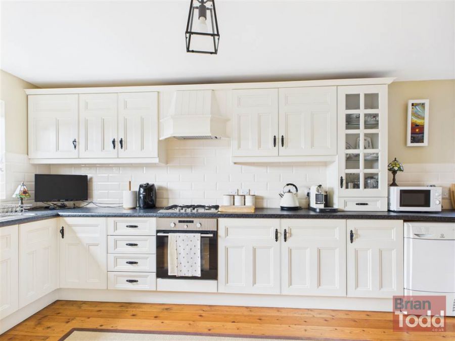 33 Parklands