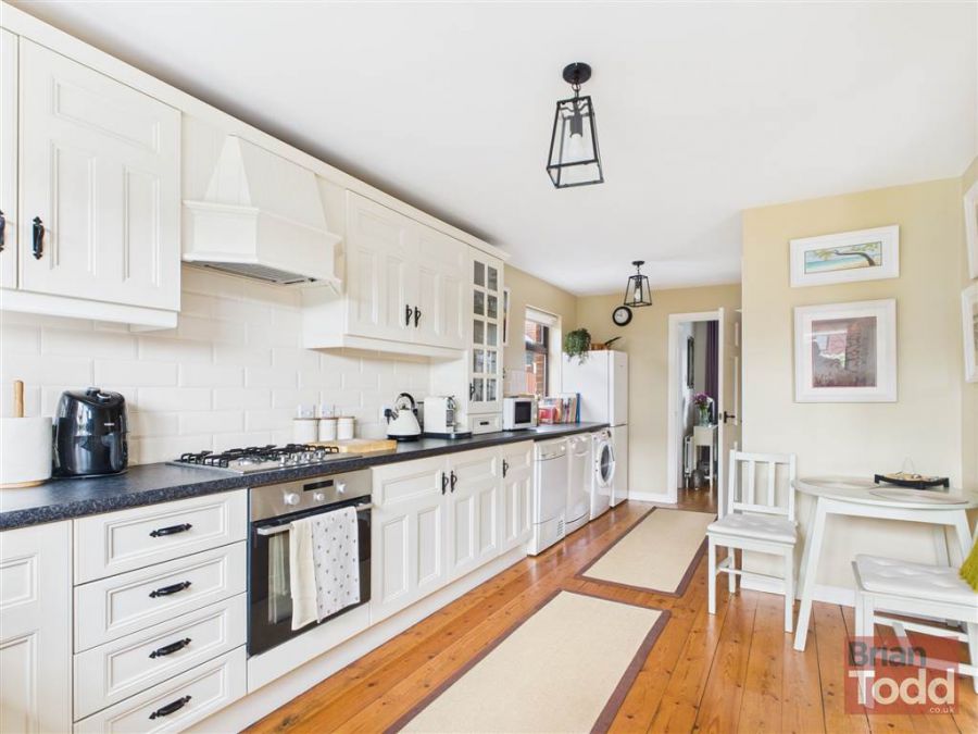 33 Parklands
