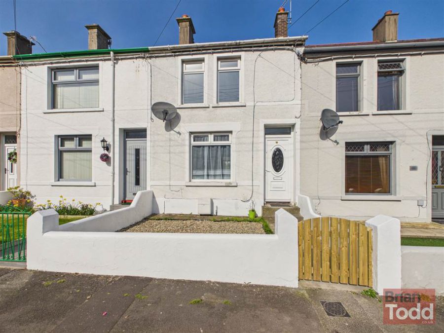 44 Laharna Avenue, Larne, BT40 1NG