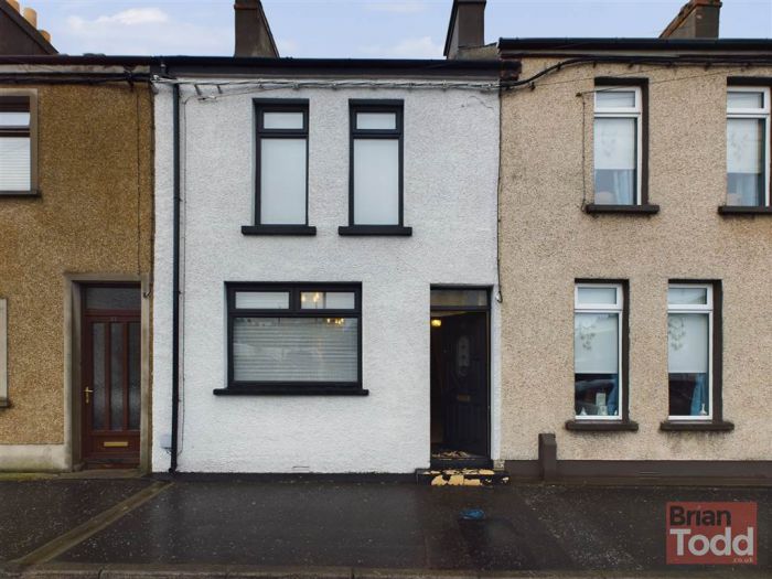 75 Old Glenarm Road, larne, BT40 1RW