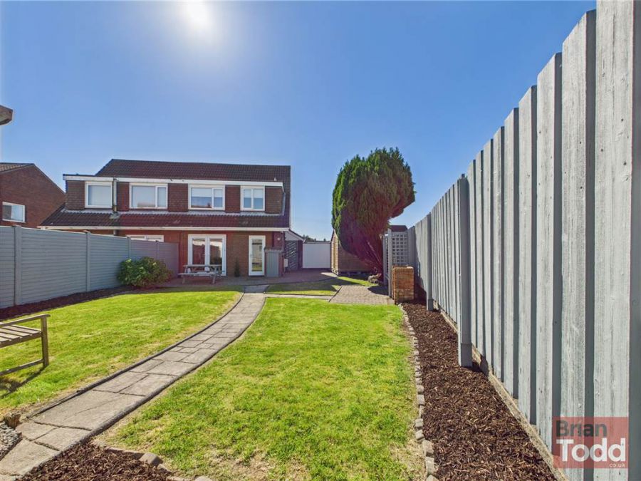 1 Arran Gardens
