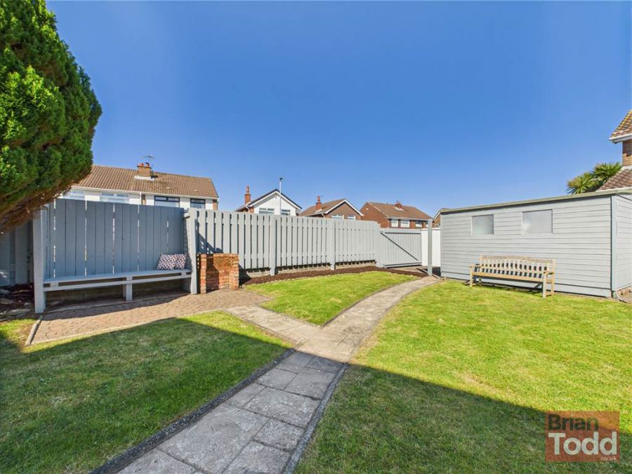 1 Arran Gardens