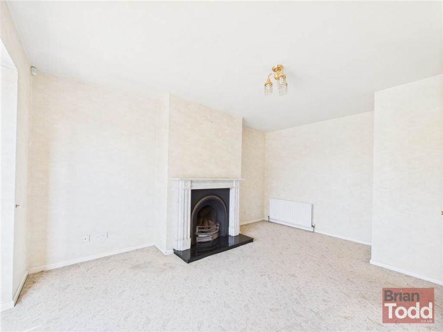 24 Walnut Road