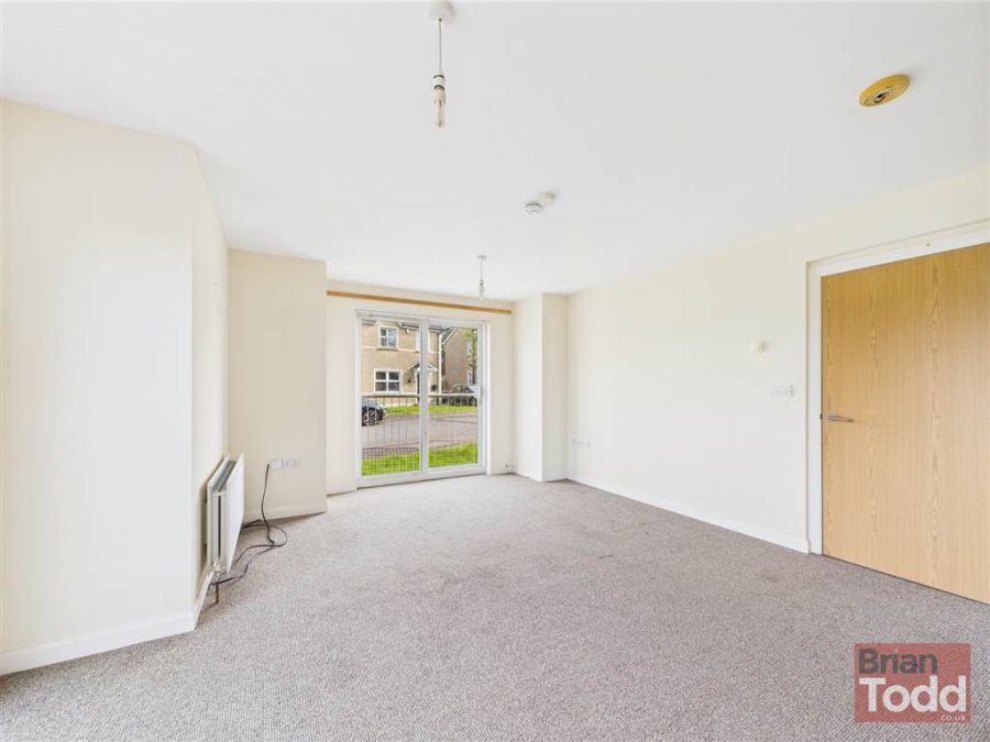 12 Mounthill Manor