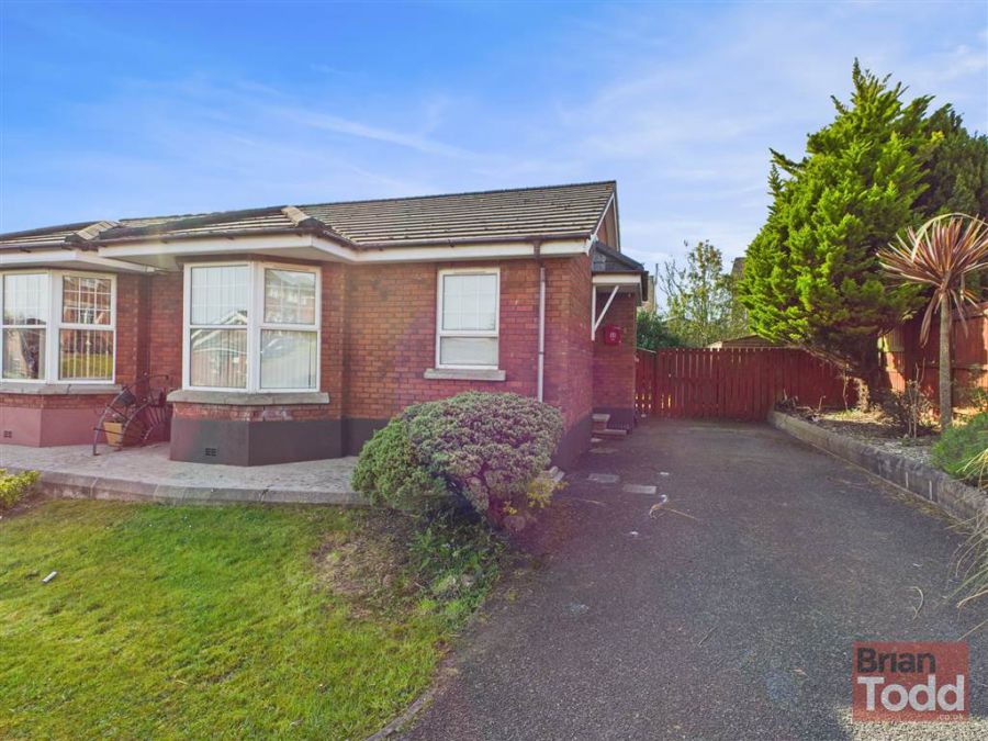 5 Walnut Drive, larne, BT40 2WQ