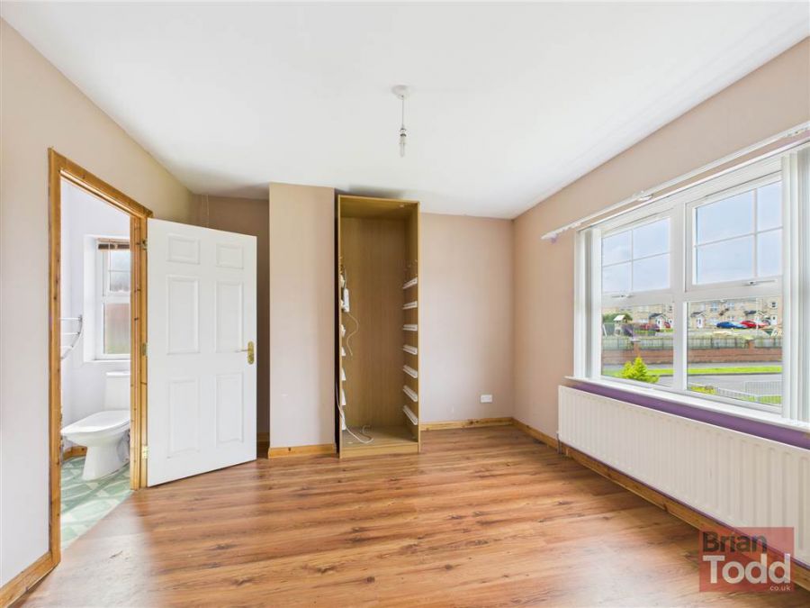 85 Lindara Drive