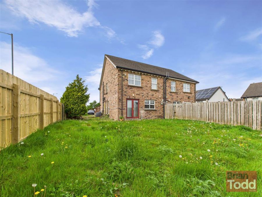 85 Lindara Drive