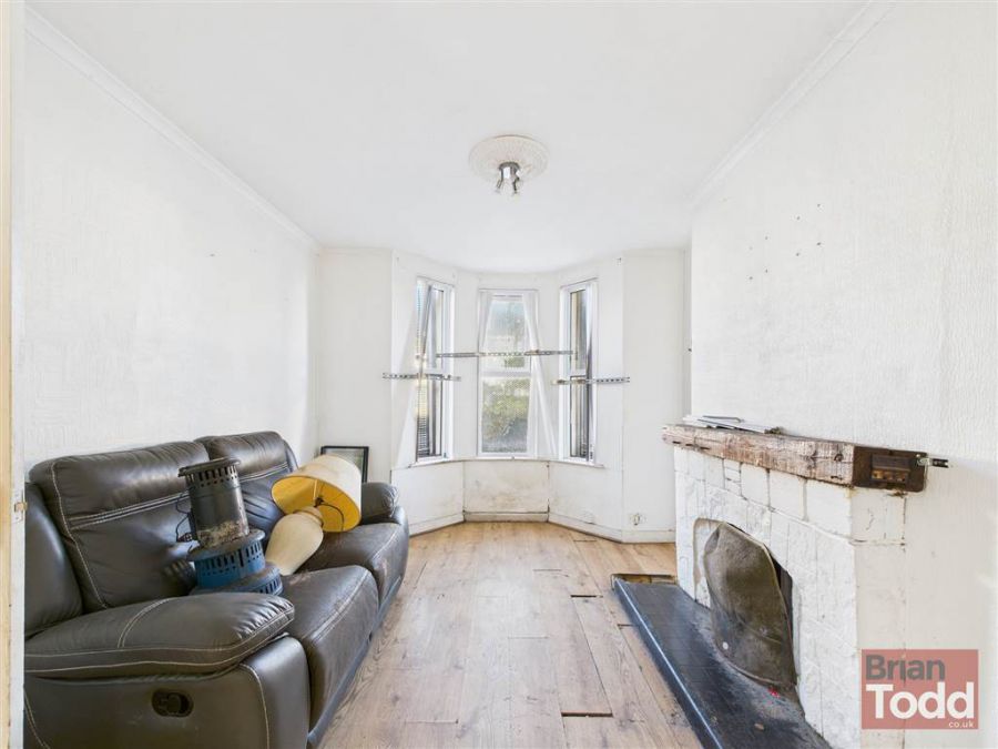 49 Upper Waterloo Road