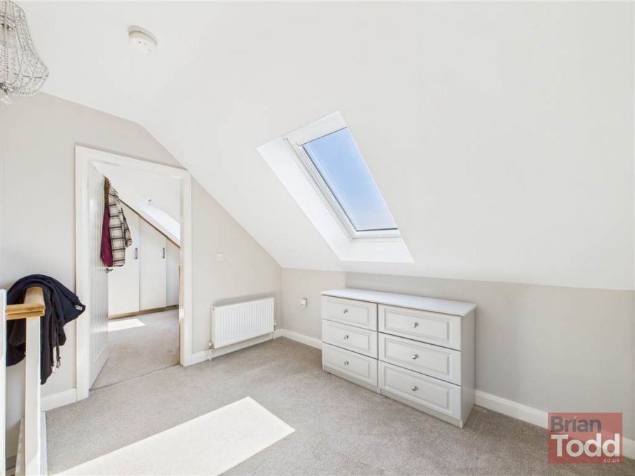 5 Beech Hill View