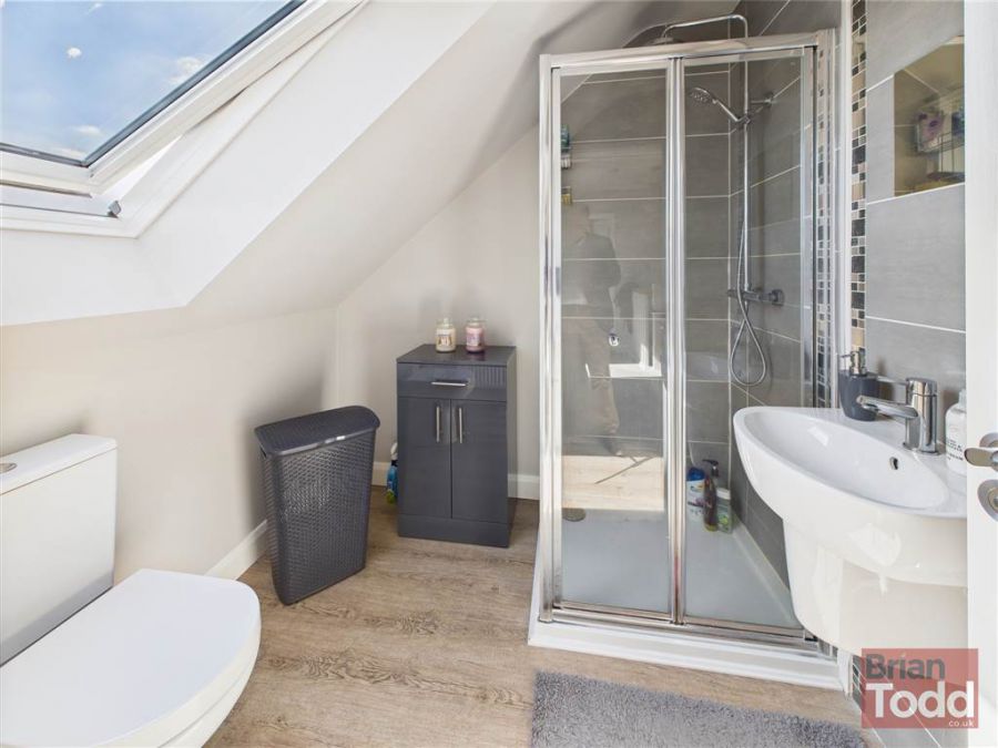 5 Beech Hill View