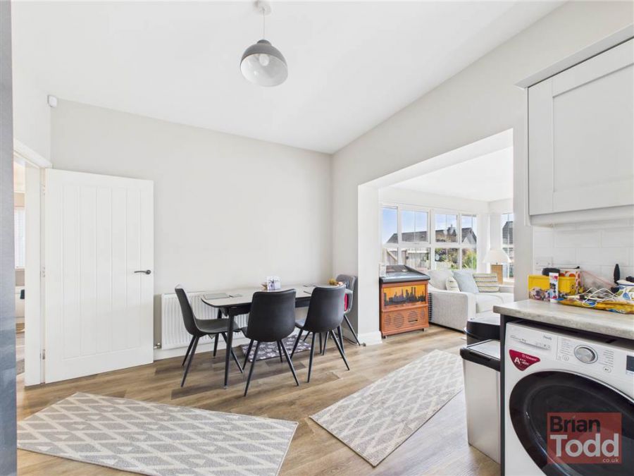 5 Beech Hill View