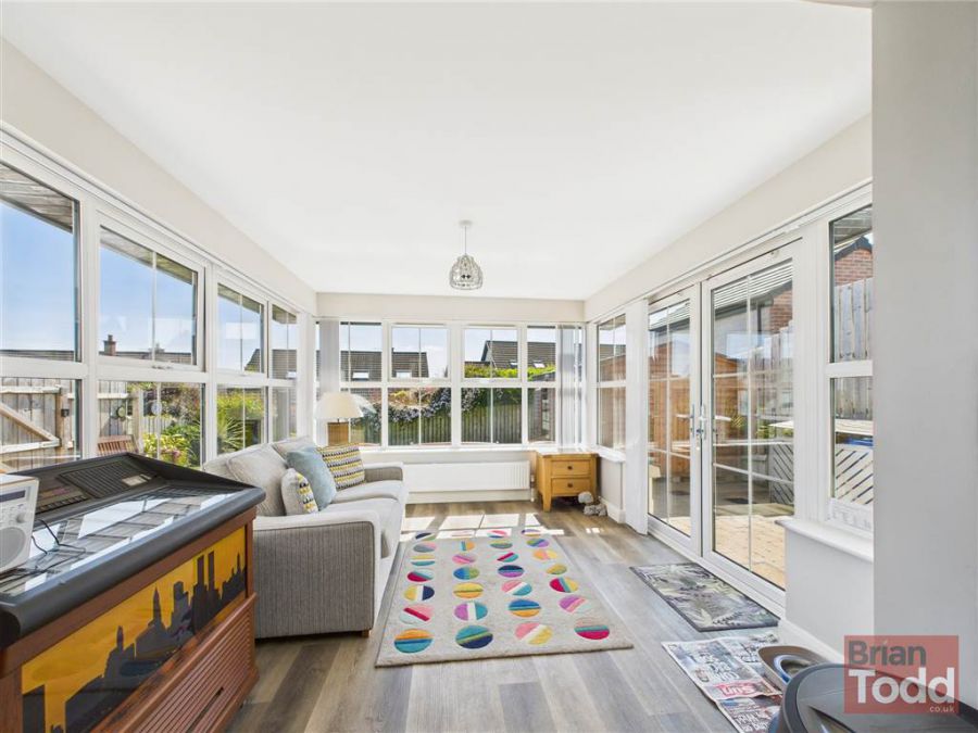 5 Beech Hill View
