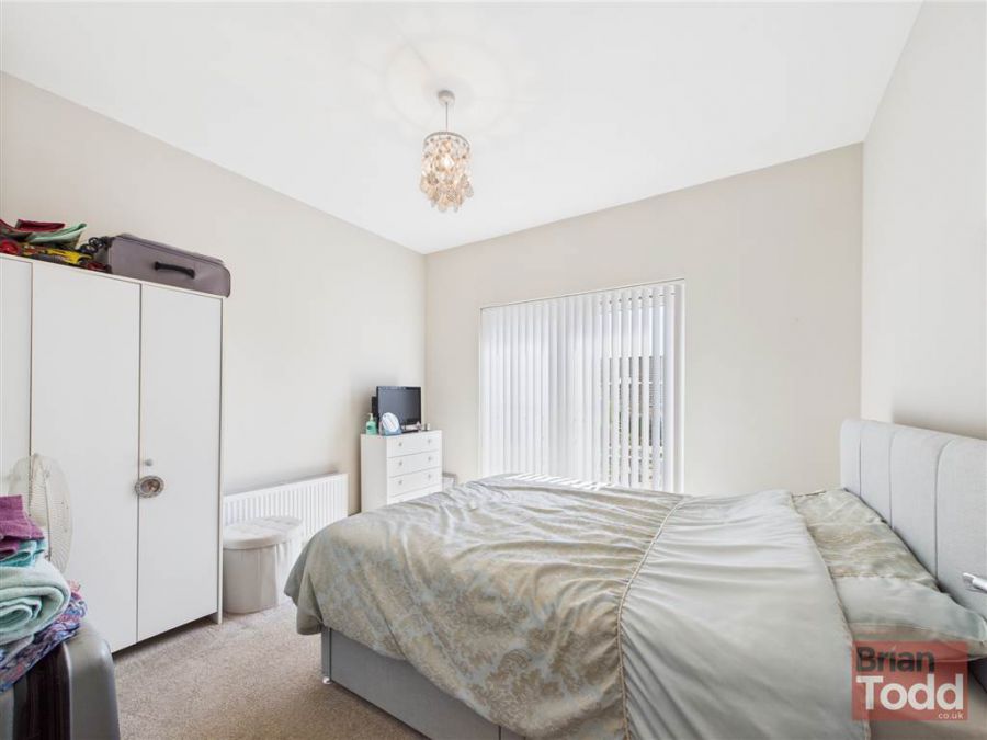 5 Beech Hill View