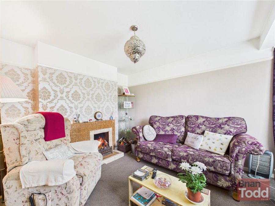 28 Killyglen Road