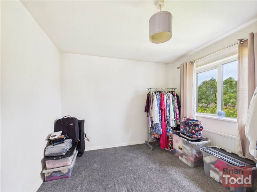28 Killyglen Road