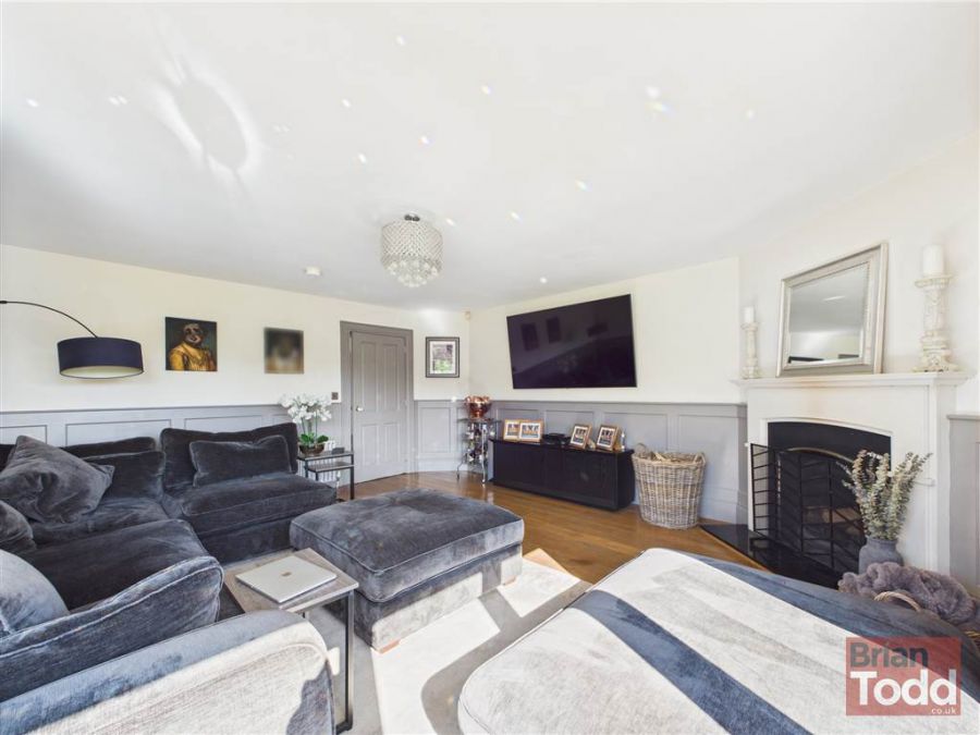 105 Belfast Road
