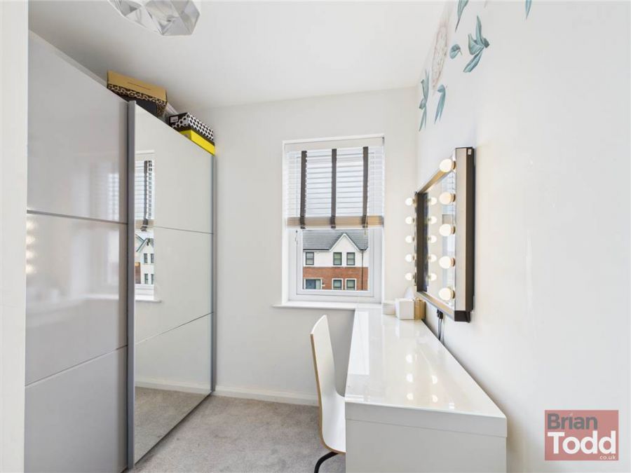 63 Blackthorn Rise