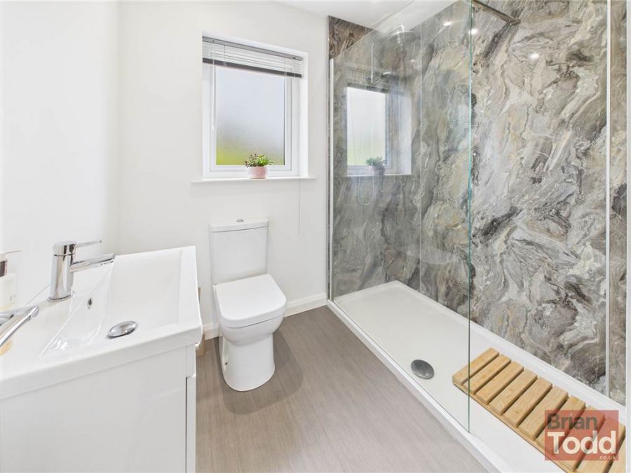 63 Blackthorn Rise