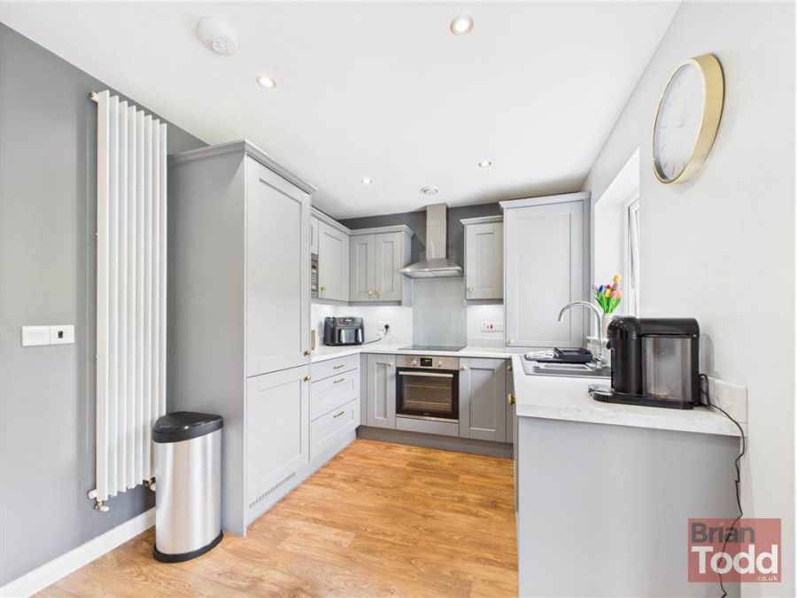 63 Blackthorn Rise