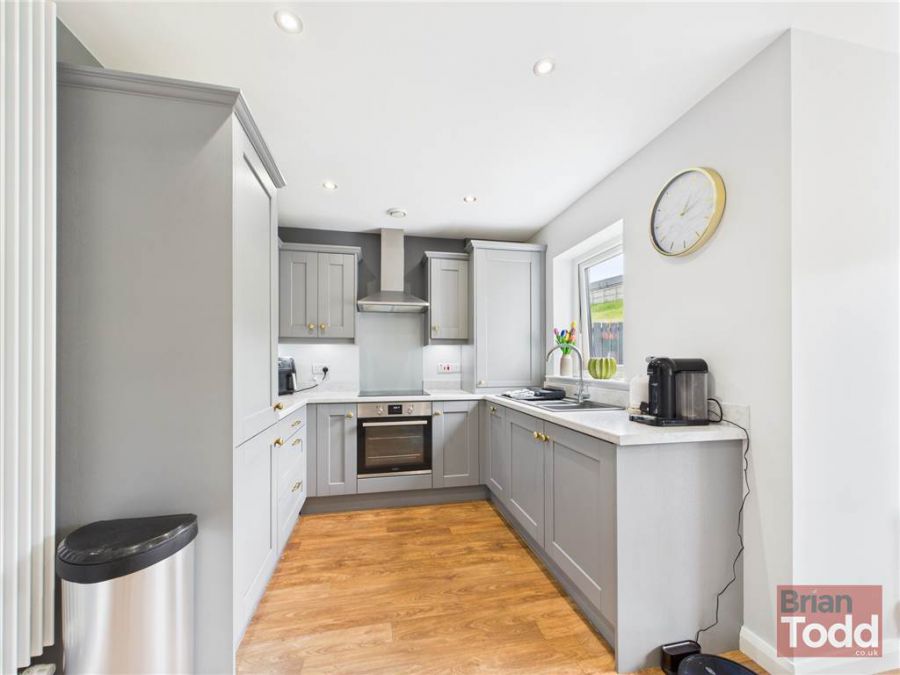 63 Blackthorn Rise