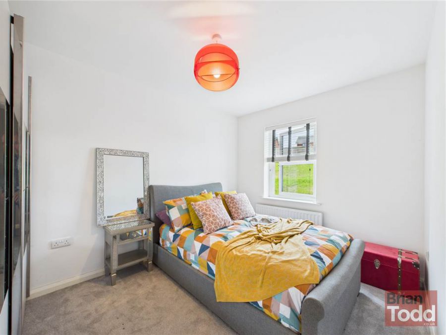 63 Blackthorn Rise