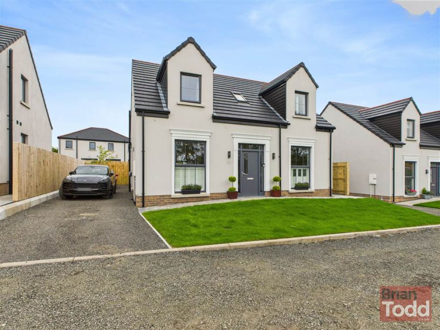 20 School House Lane, larne, BT40 1FJ
