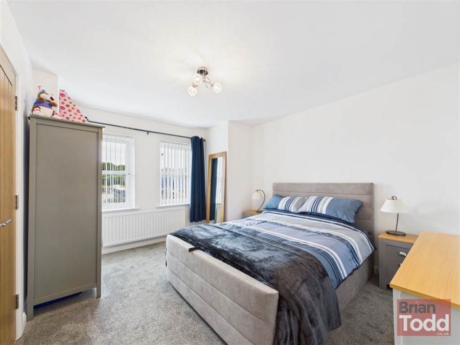 121 Blackthorn Rise