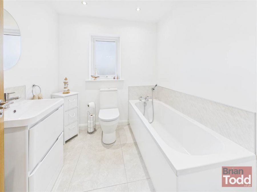 121 Blackthorn Rise