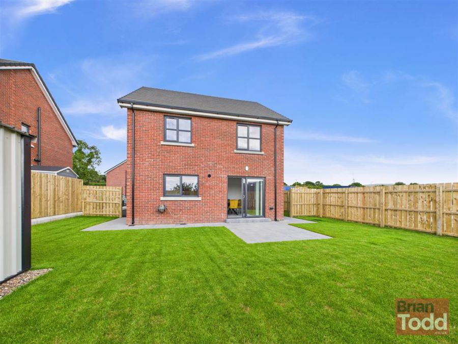 121 Blackthorn Rise