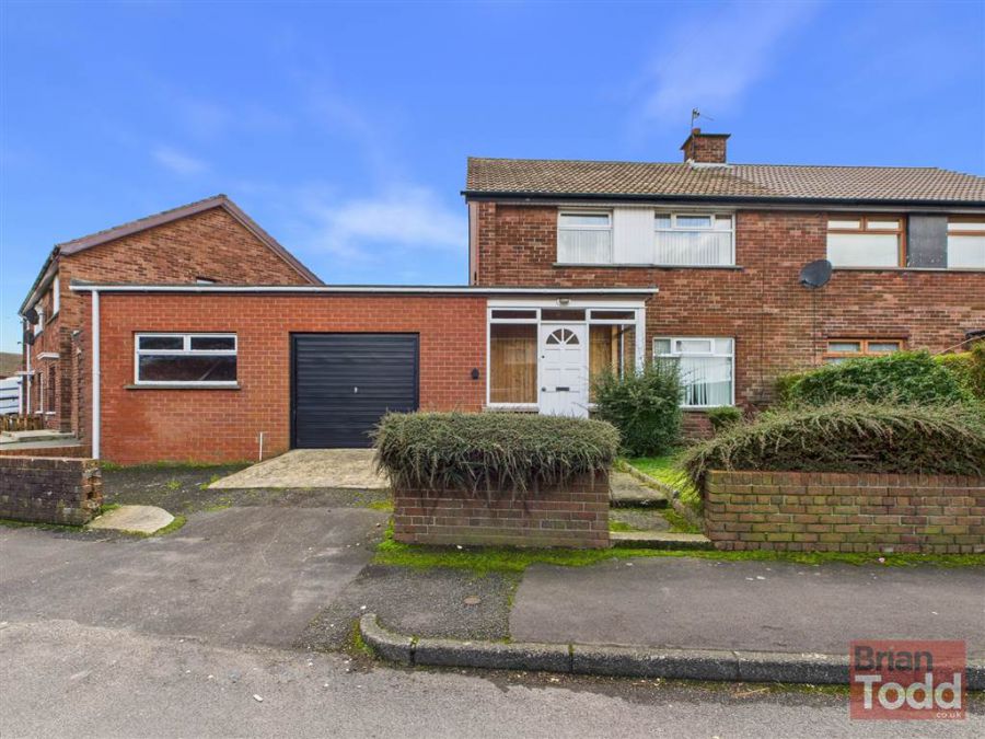 11 Alexandra Crescent, Larne, BT40 1NE