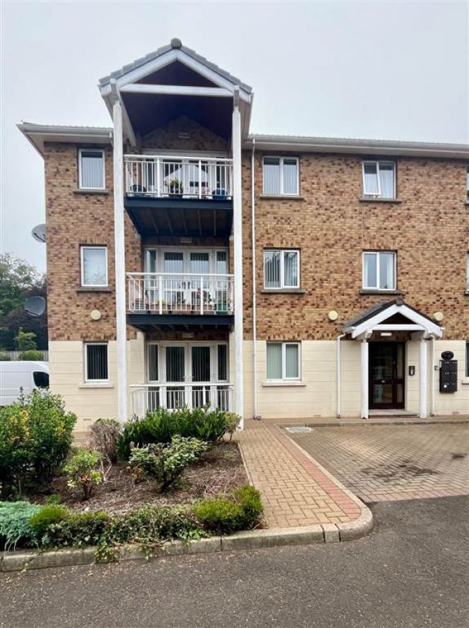 8 GREENLAND COURT