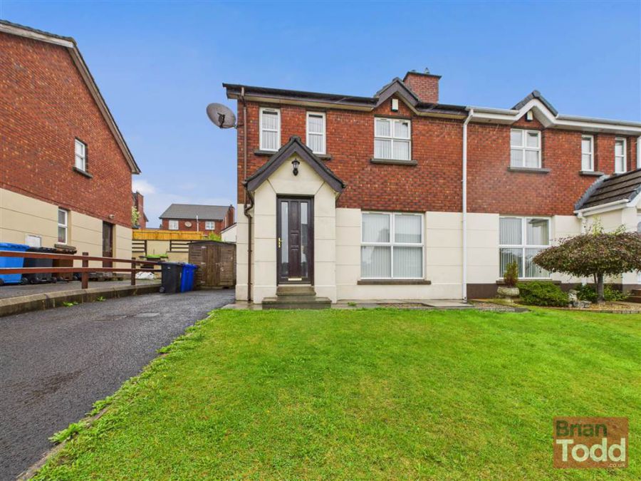 10 Huntly Park