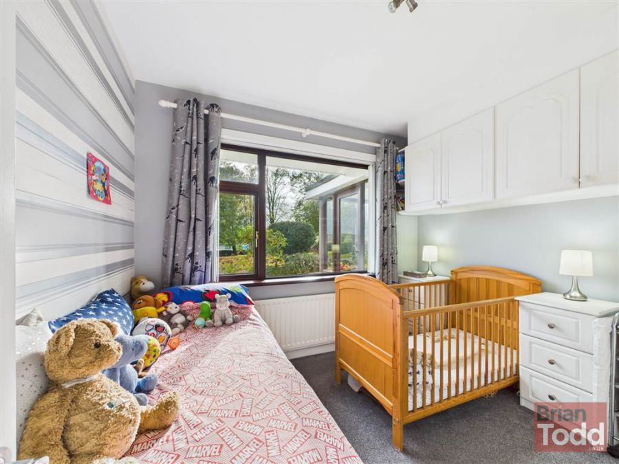22 Carmond Drive 22 Carmond Drive