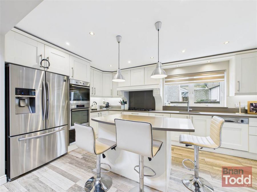 17 Bay Road