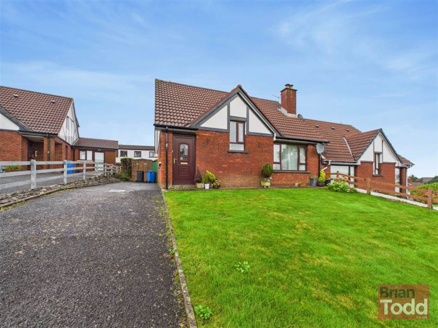 40 Magee Park, Larne, BT40 1PP
