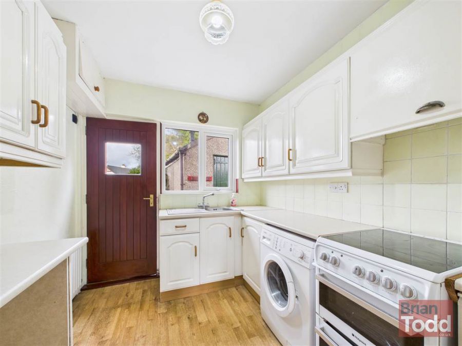 10 Wyncairn Road 10 Wyncairn Road