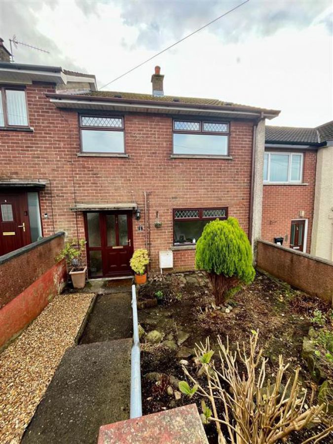3 Runkerry Gardens, Larne, BT40 2JL