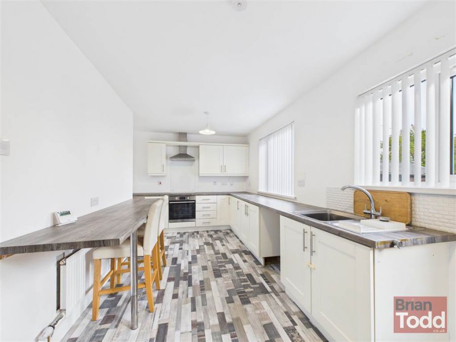 17 Sallagh Park South