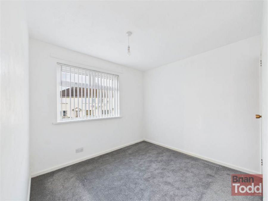 17 Sallagh Park South