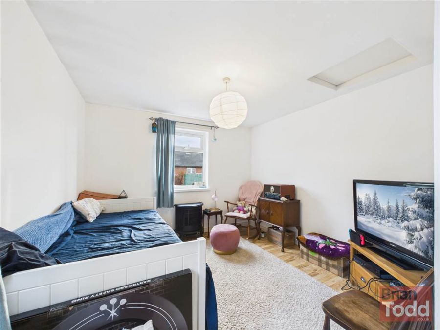 149 Waterloo Gardens